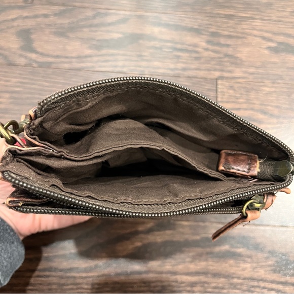 Garage | Wristlet - Picture 2 of 3